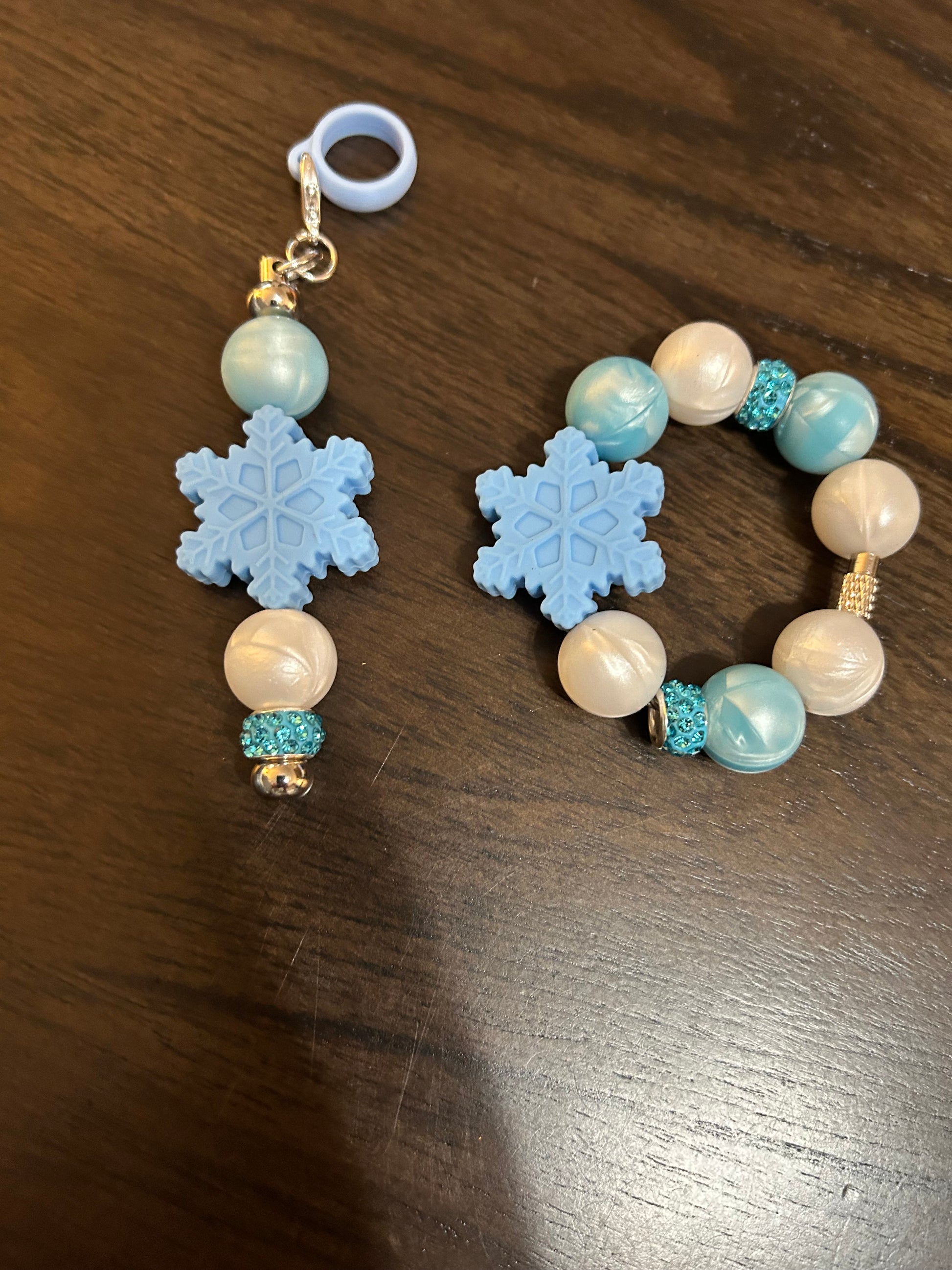 Snowflake Straw and Handle Charm set
