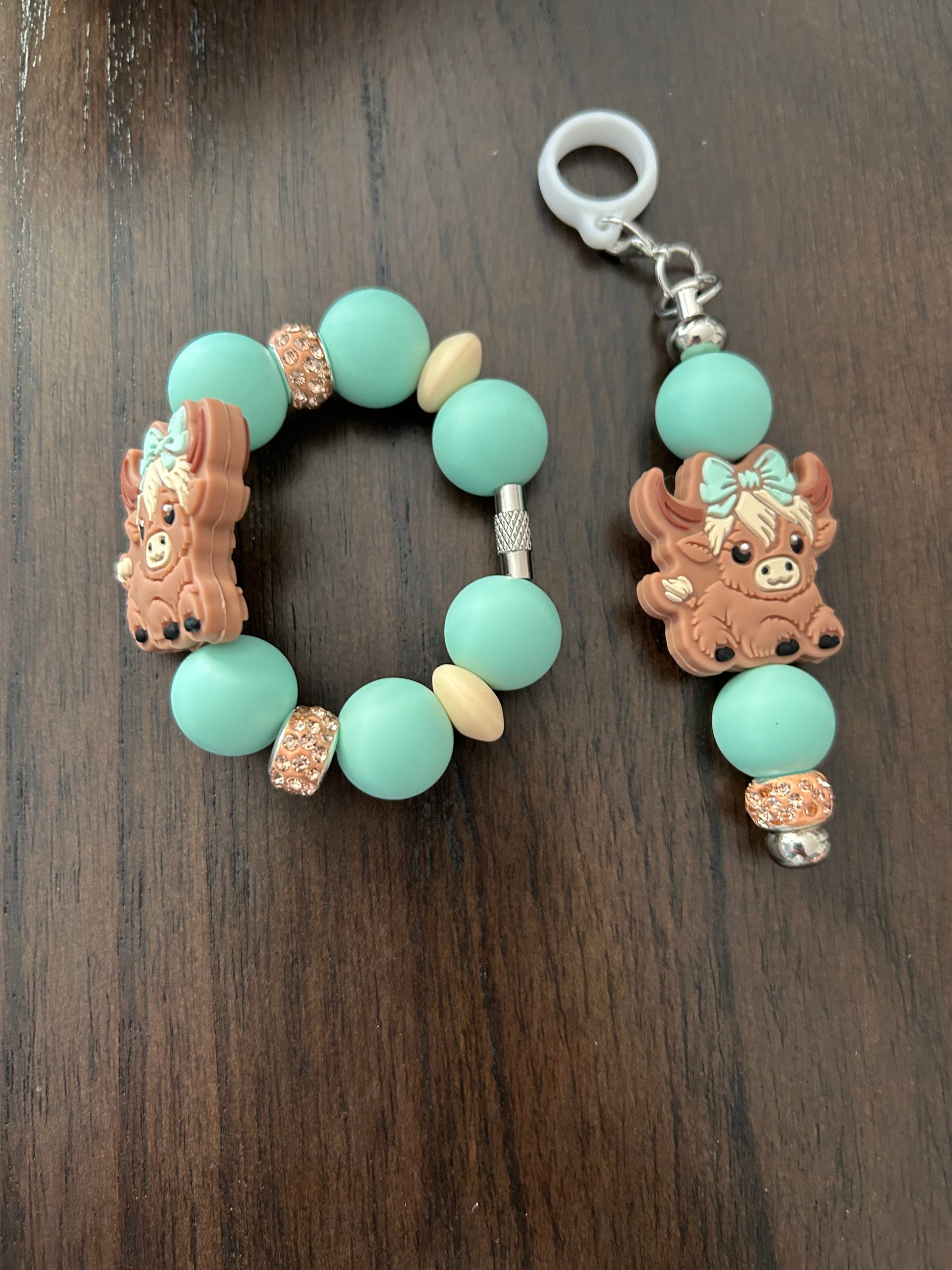 Highland Cow Straw and Handle Charm set