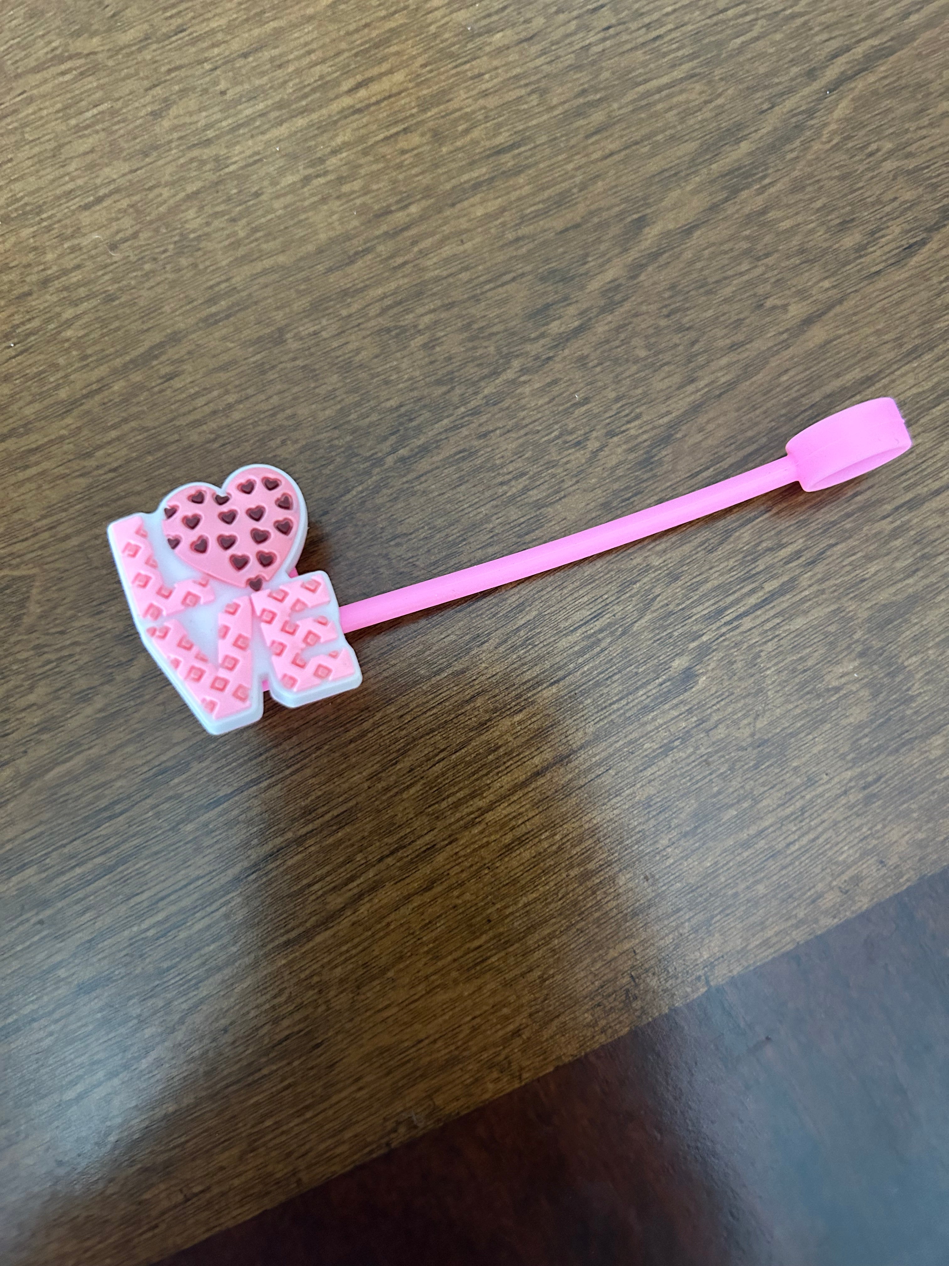Valentine Straw Topper